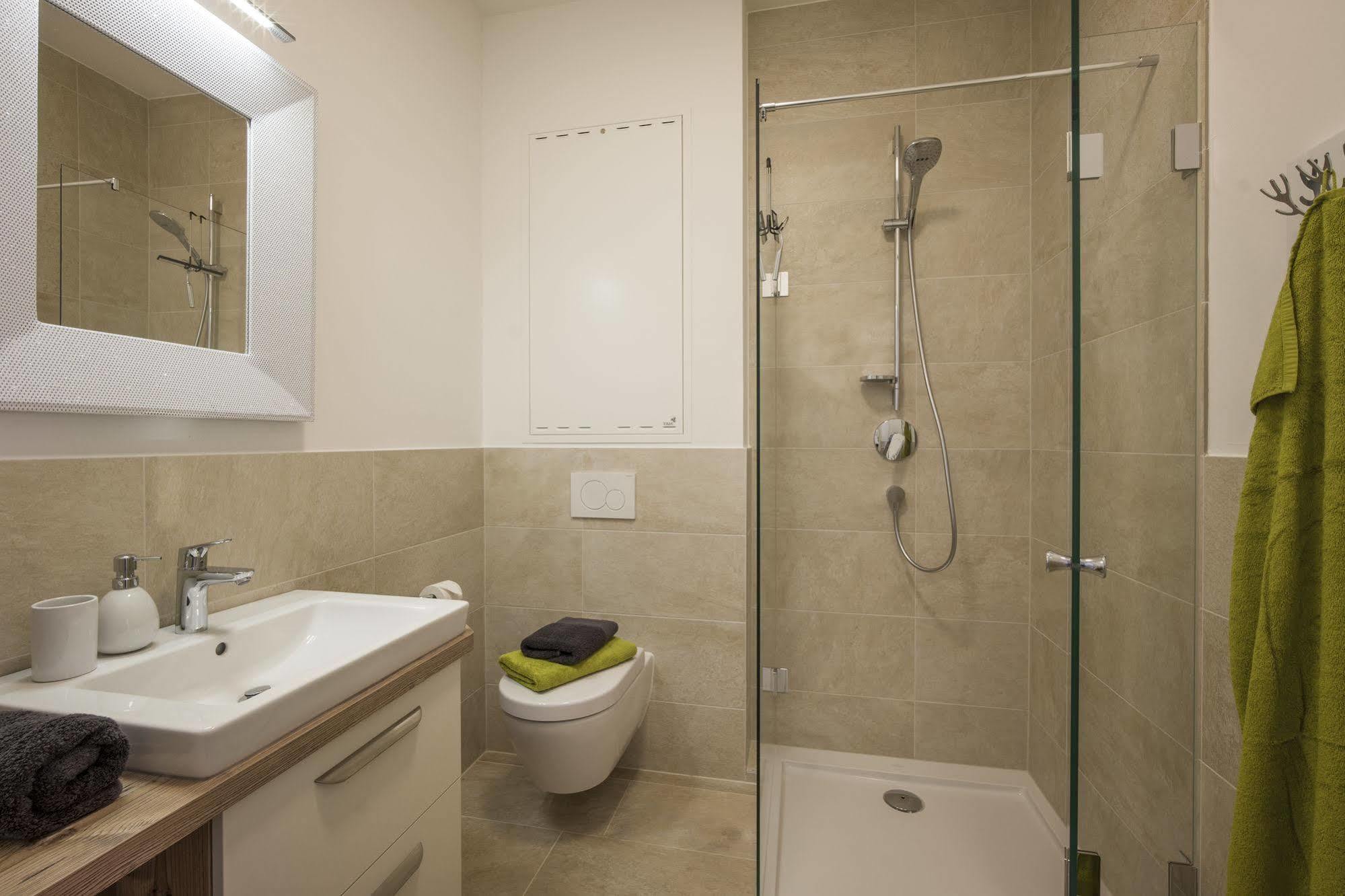Private Living Apartments Куфщайн Екстериор снимка