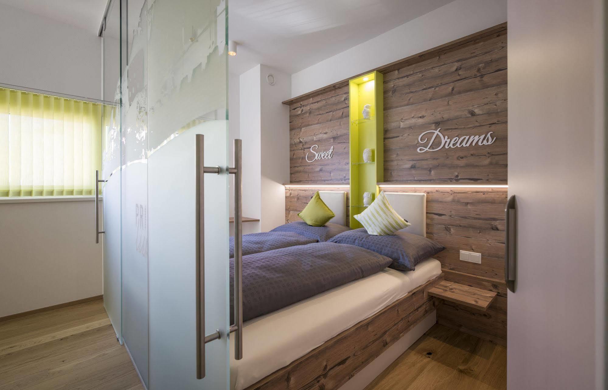 Private Living Apartments Куфщайн Екстериор снимка