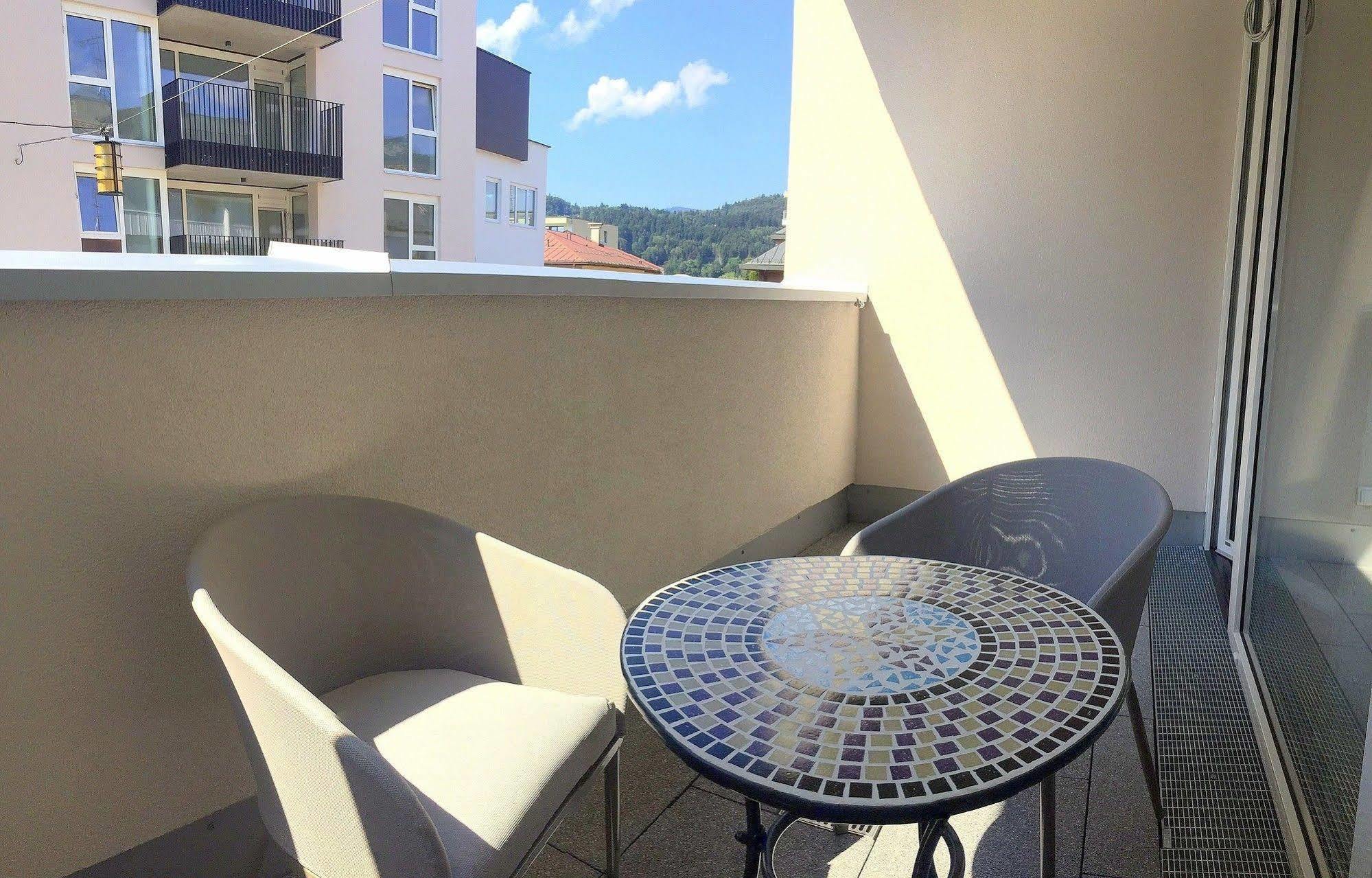 Private Living Apartments Куфщайн Екстериор снимка